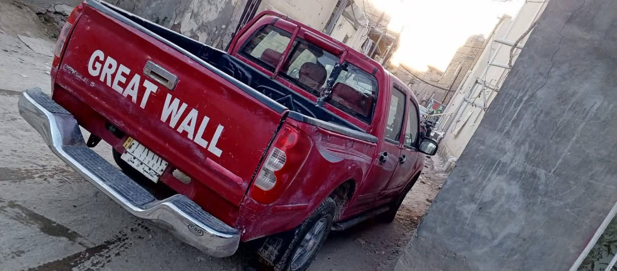 السلام عليكم للبيع كريت ويل موديل 13 عليه غرامات 8 اوراق ينزلن من سعر سياره نضيفه تخم تاير ستوني شاده السعر 50 الاستفسار الاتصال ع الرقم ***********
