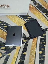 ايباد M5 • جديد • مكفول