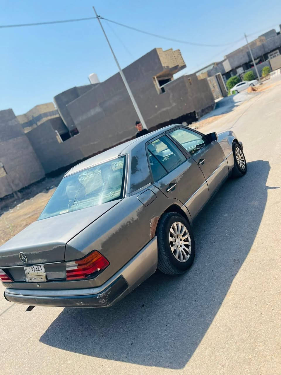 دب موديل 86 رقم بغدادانكليزي بسمي محور مكينه ثنين ونص  قواعد الدبلات سليمه السعر 40 /***********
