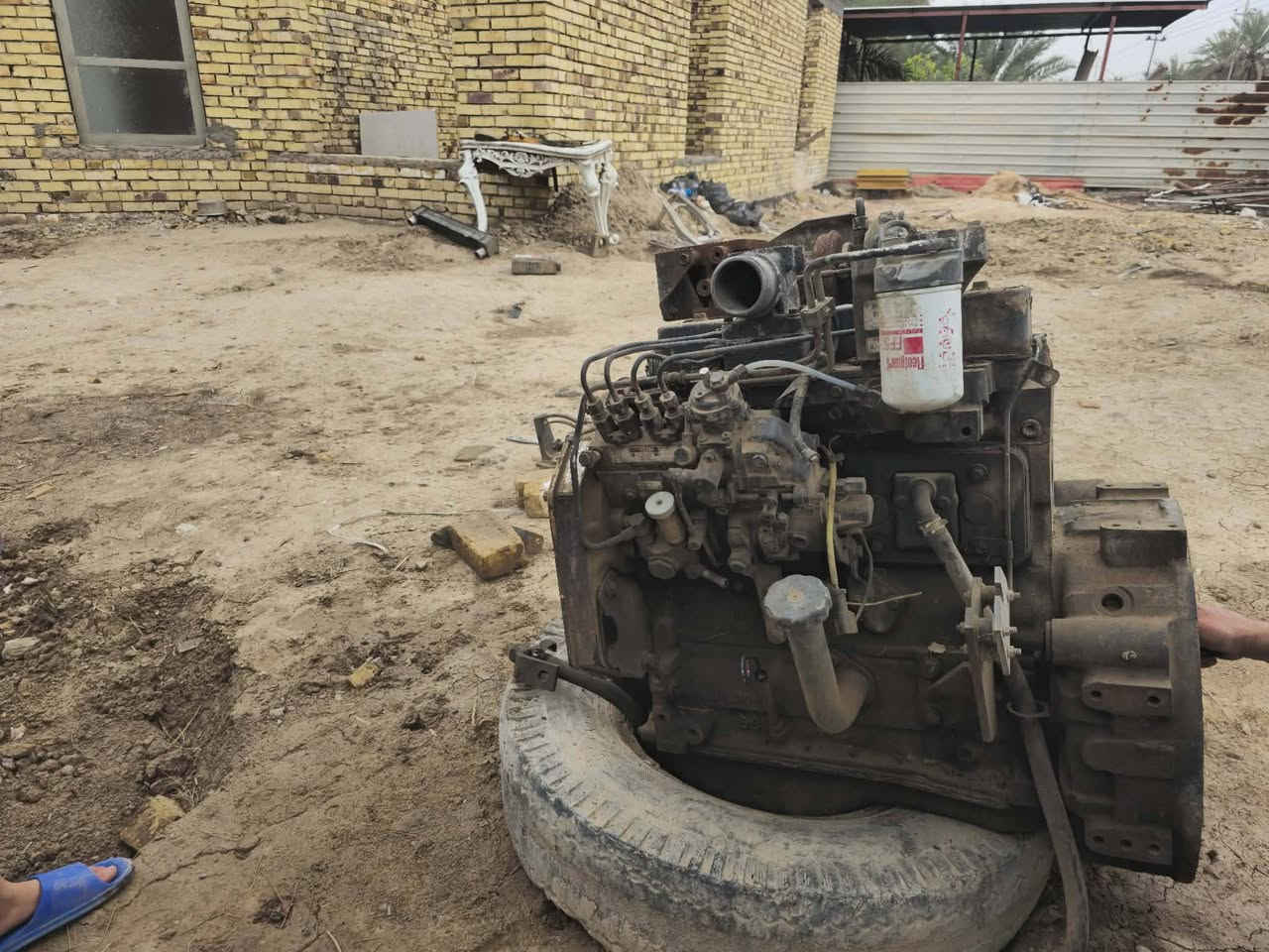 سلام عليكم محرك كمنز حجم ١٠٢ أمريكا شرط بلادي ما مشتغل  سعر ١٧ورقه وبي مجال ***********
