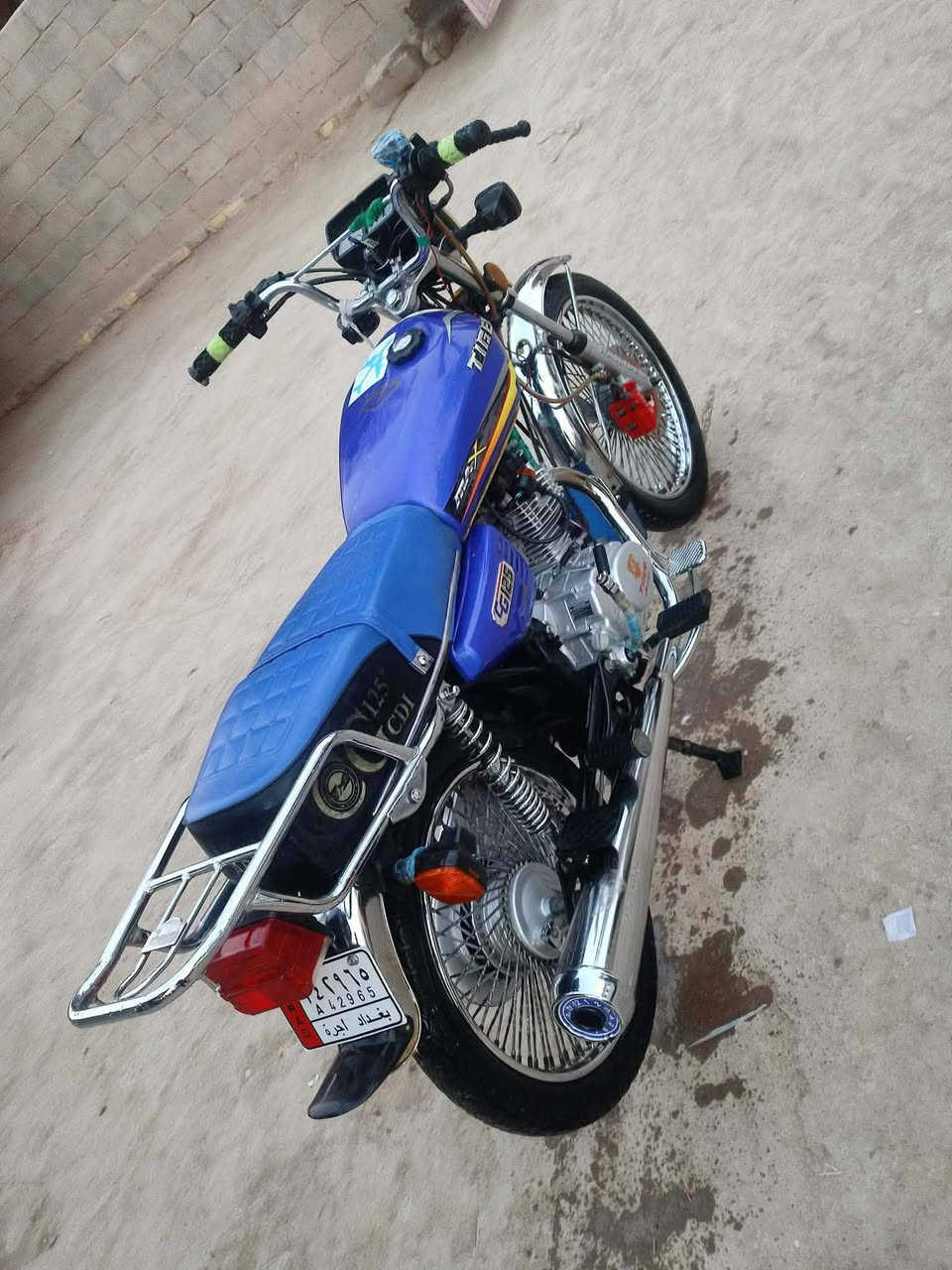 السلام عليكم ورحمه دراجه للبيع موديل 23 محرك مفتوح دراجه نظيفه وراق مكانك سوك دوهان على طريق القاسم السعر 500 وبيه مجال الشراي ***********
