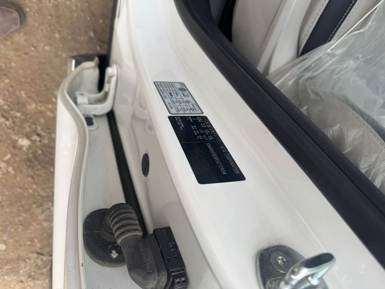 السلام عليكم سورنتو خليجي موديل 2024
فول مواصفات عدة الفور ويل 
ماشية 57
السعر 325
المكان بغداد 
الرقم ***********
