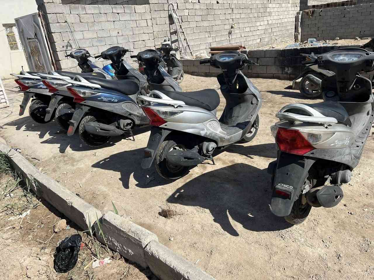 سلام عليكم كامكو في تو حاوية مامستخدم مامستخدم رمبة كفالة  سعر 850 مكان ناصرية مركز شراي ينتصل ***********
