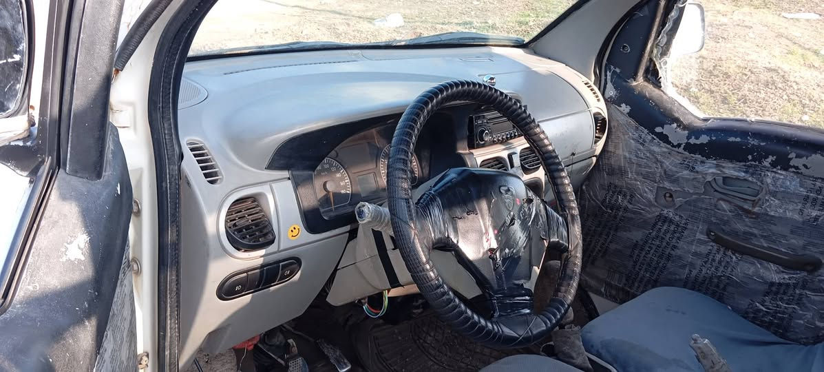 سلاوي خواتان ليبي ئةم هايڤيية بوفروشتن گيرو مةكينة ئةكسل مةزبوتة ٤تاييةي تازةية كارةباي مةزبوتة تةجيل و فلچةي ئيشةكات موديل ٢٠٠٧ سعري ١٩ مةجال شوين سليماني *********** . *********** السليمانية, العراق
