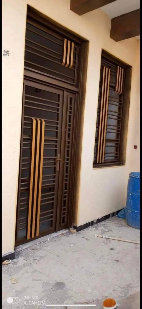 اختار النموذج اليعجبك وعوف الباقي علينة 🤝🏻⛓️‍💥
وخليك متميز وية حدادة عمار القيسي 🧍🏻‍♂️

 لعمل كافه اعمال الحداده ابواب ـ شبابيك ـ كتائب ـ ابواب خارجية -🔳🔨

 العنوان ـ  صلاح الدين /بيجي

 الاستفسار مراسله الصفحه او اتصل ع الرقم

 التالي ***********  

*********** واتساب حدادة عمار القيسي
