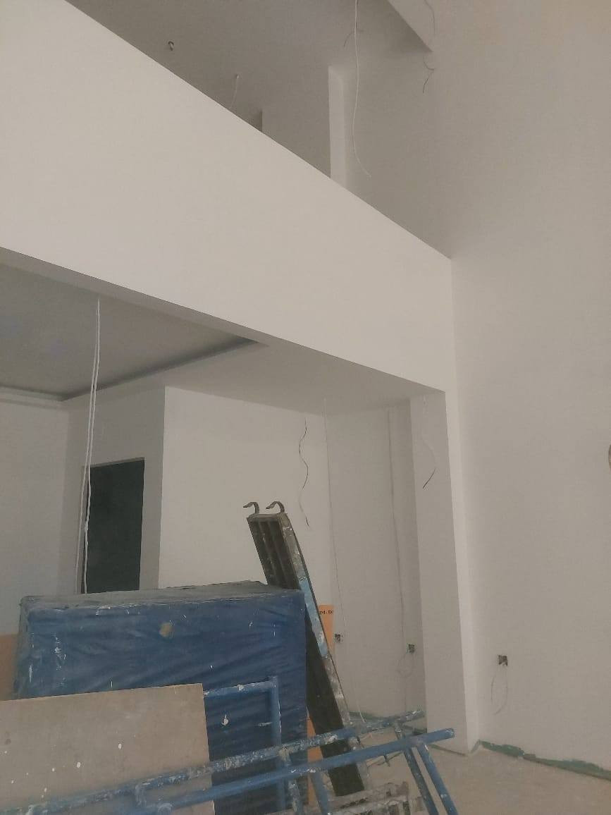 ، لكافه انواع  الصبغ والطلس الداخلي والخارجي
*_تسليم مهندس

¹_صبغ 

²_تصليح 

³_طلس عام 

⁴_سنفرة 

⁵_تصليح جوينات سحب 

⁶_خبط انواع الصبغ +جميع ألوان

⁷_معالج جميع طلس القديم من حيث الروجان وتشققات الجوينات والفطور من الجدار او اسقف  

⁸_ضمان جودة العمل من حيث
 السرعه ونضافة العمل + نضافه الموقع. 

___ نشتغل كرسته وعمل او بس عمل بلنسب الاسعار. 

—وعنده عروض انواع الصبغ. 

___عندك شفت او شفتين عندك موقع او موقعين  جاهزين 
—-خاصتن اقضية ونواحي بابل

حسن :***********
