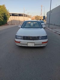 تويوتا كراون • كراون بطة • تويوتا 1991 • سيارة مستعملة • نجف سيارات • ...