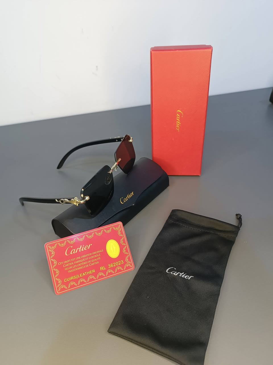 بسم الله علي بركت الله نظارات صنع ايطالي كامل ملحقات نسائي و رجالي uv ضد اشعة شمس
سعر قطعة 10 توصيل موجود وتساب : ***********
