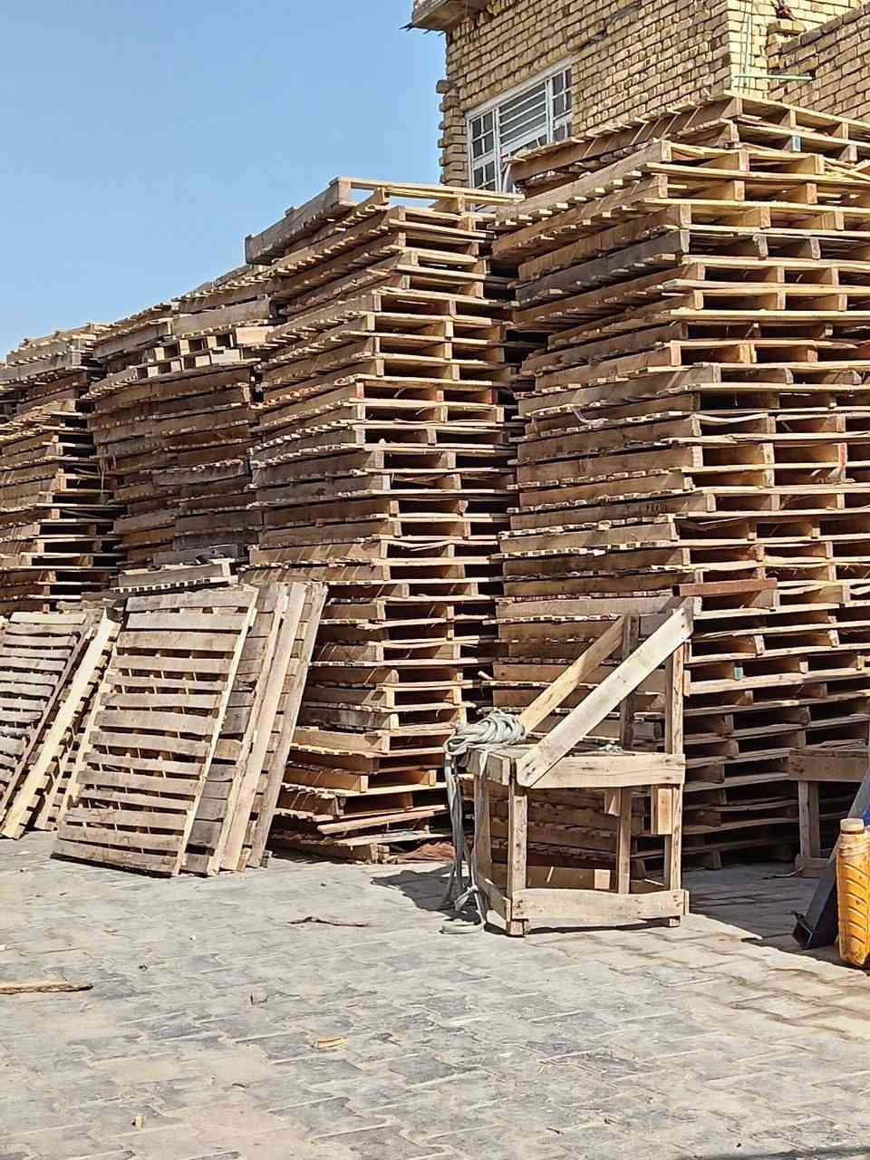 السلام عليكم سكيب للبيع عدد 800 مكان كوت***********
