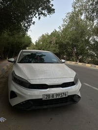 190$ سيراتو 24 فول كفاله عام بيها 3 رصعات فقط محرك 2000 فتحه سقف ممشاه...