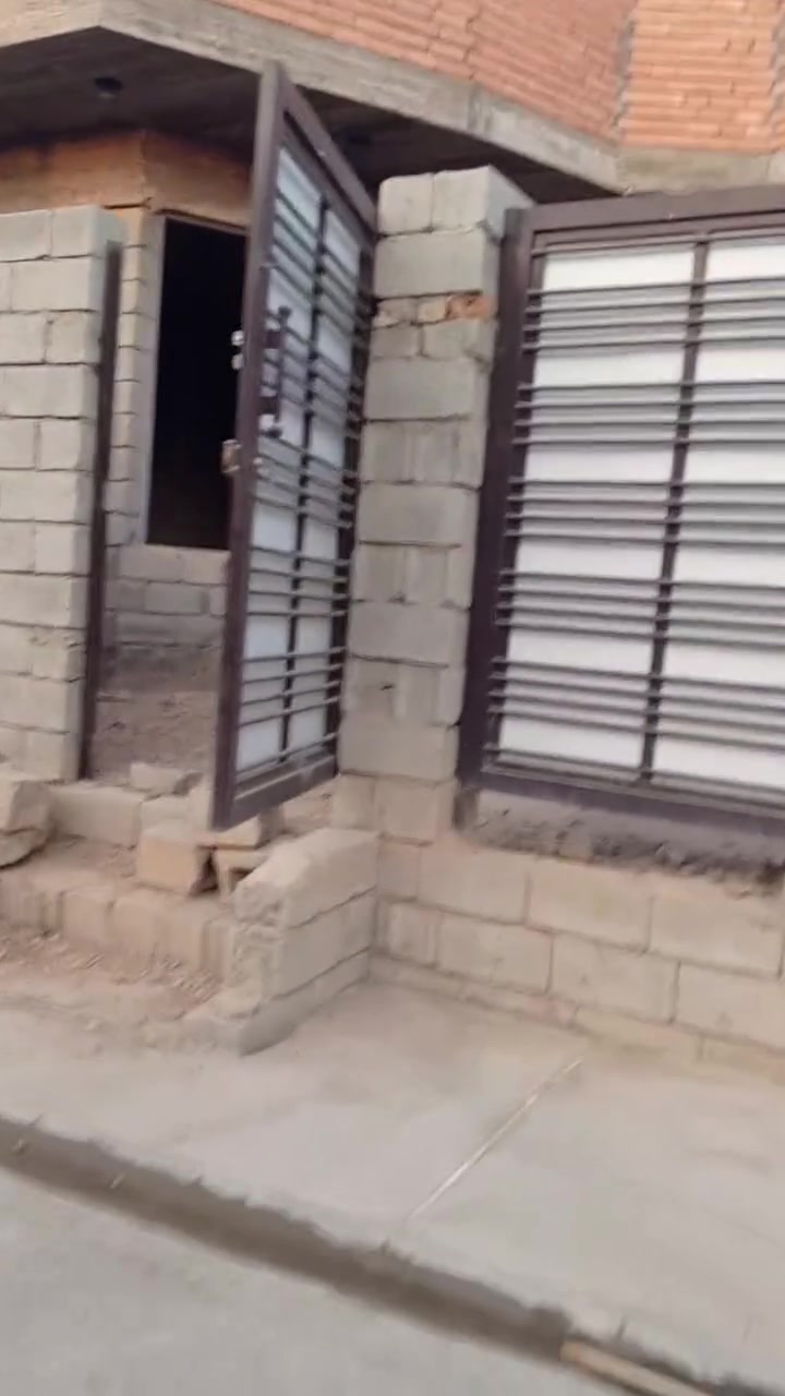 هيكل للبيع مساحه 200متر قاط واحد ركن جزء ثاني اميري العنوان حولي تحرير زراعي محمد ليله الاستفسار على هذا الرقم ***********/
