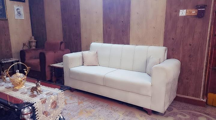 السلام عليكم ورحمة الله
تخم عشره مقاعد شغل عراقي .السعر ٤٠٠ الف وبي مجال بسيط حك الجيه 
مكاني الدورة اللاستفسار خاص #####


**إذا كنت صاحب هذا الإعلان وتريد حذفه لأي سبب، رجاءا أرسل رسالة إلى الدعم الفني**