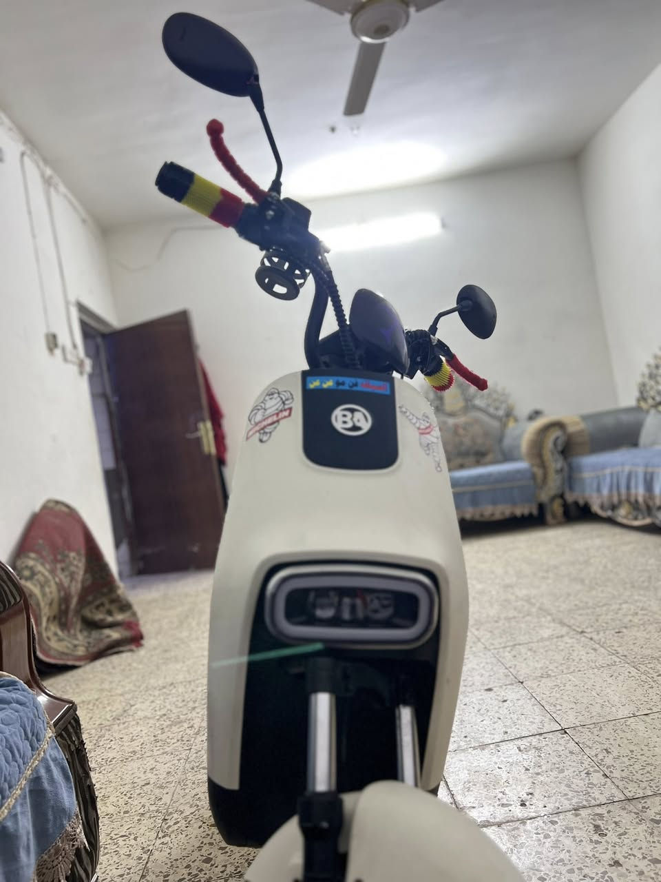 السلام عليكم
دراجه شحن حجم14
سعره 300الف وبيهه مجال
مكاني بغداد 
للتواصل علا الرقم***********
