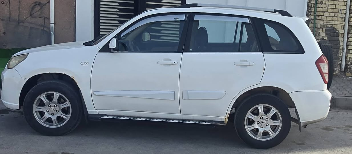 سياره تيكو 2013 محرك وكير مكفولات كشنات جلد رقم واسط ميزز مشروع وطني تحويله بلكل العراق مشروع وطني سياره كامله مابيه اي نقص  نقص مكفولة من الظربه وصبغ مكانها بلكوت مركز مدينه السعر المطلوب /50/ وبيها مجال بسيط الاستفسار اكثر اتصال على الرقم التالية/***********/***********/
