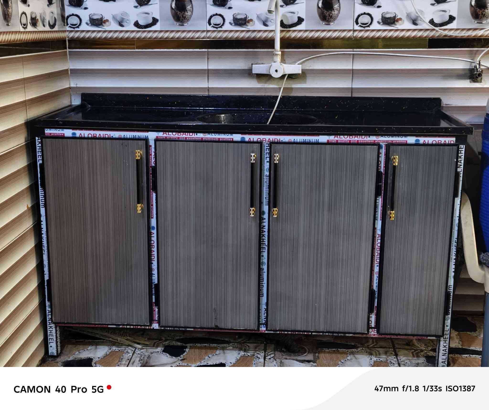 للبيع او مراوس كاونتر تفصال جديد صارله 3 اشهر من فصلته
 نضيف مثل ما موضح بصور 
كاونتر 3 مترات ونص 
سنك متر ونص 
سنك مرمر اسود 
الاستفسار خاص


**إذا كنت صاحب هذا الإعلان وتريد حذفه لأي سبب، رجاءا أرسل رسالة إلى الدعم الفني**