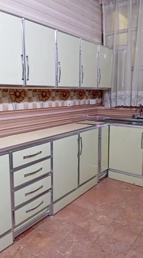 السلام عليكم 
كاونتر مستعمل نظيف 💯💯للاستفسار 
خاص 🛑🛑🛑
او  وتساب***********
