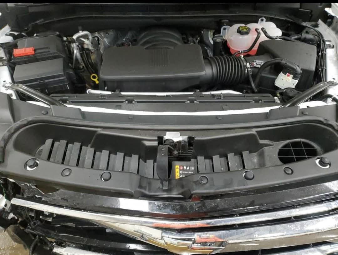 السلام عليكم تاهو 2025 LT
حادثه قطعتين جاملغ بنيد بدون دواخل مصلحه كامله رايده ب55وبيه مجال بسيط بدون رقم السياره مكان السياره الأمين الثانيه ***********
