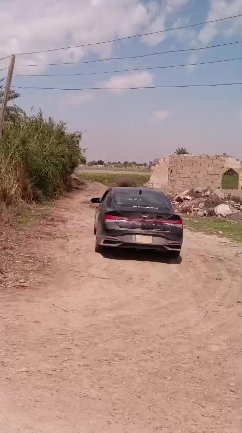 يالله يتوفر دونم طابو زراعي سند 25خدمات كامله وجه 34م بنزال74م يرهم مزرعه خاصه  ويرهم سكن بغداد الدوره منطقة الزنبرانيه عرب جبور قرب سايدين طريق حوراء بغداد السكني  للتواصل خاص او الاتصال على الرقم ***********....
