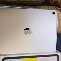 آيباد ١١ • ١٢٨ • بطارية ٩٦٪
