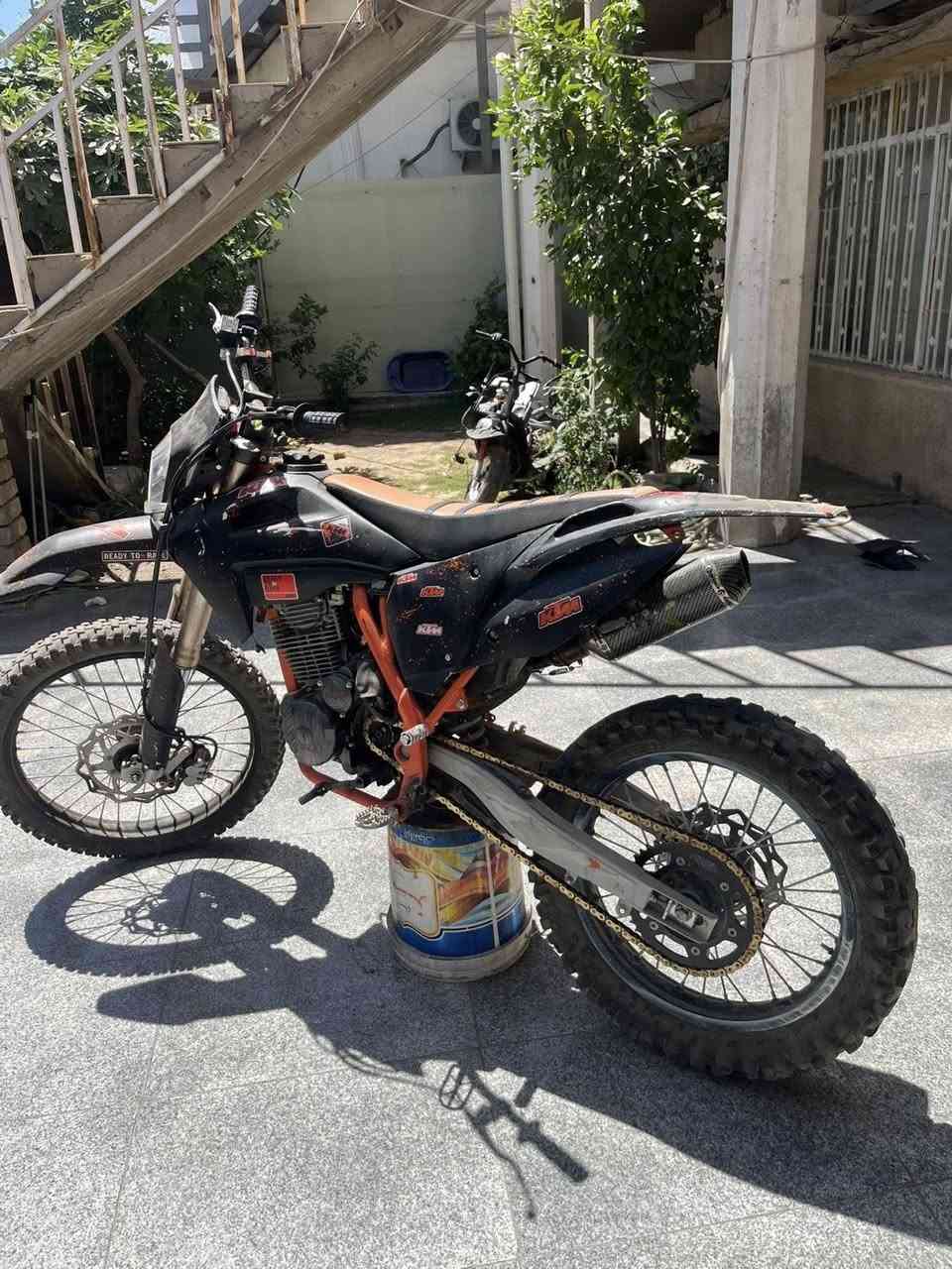 قفاز crx موديل 2024 مكينه 250cc حجم 42 للبيع السعر     واحد و300 وبيهة مجال بسيط مكاني بغداد *********** للتواصل
