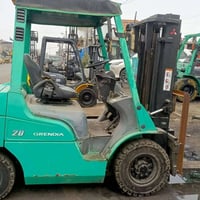رافعه شوكية 2طن بانزين 3حركات منفيس كاتي 75ورقه كير محرك مكان بغداد با...