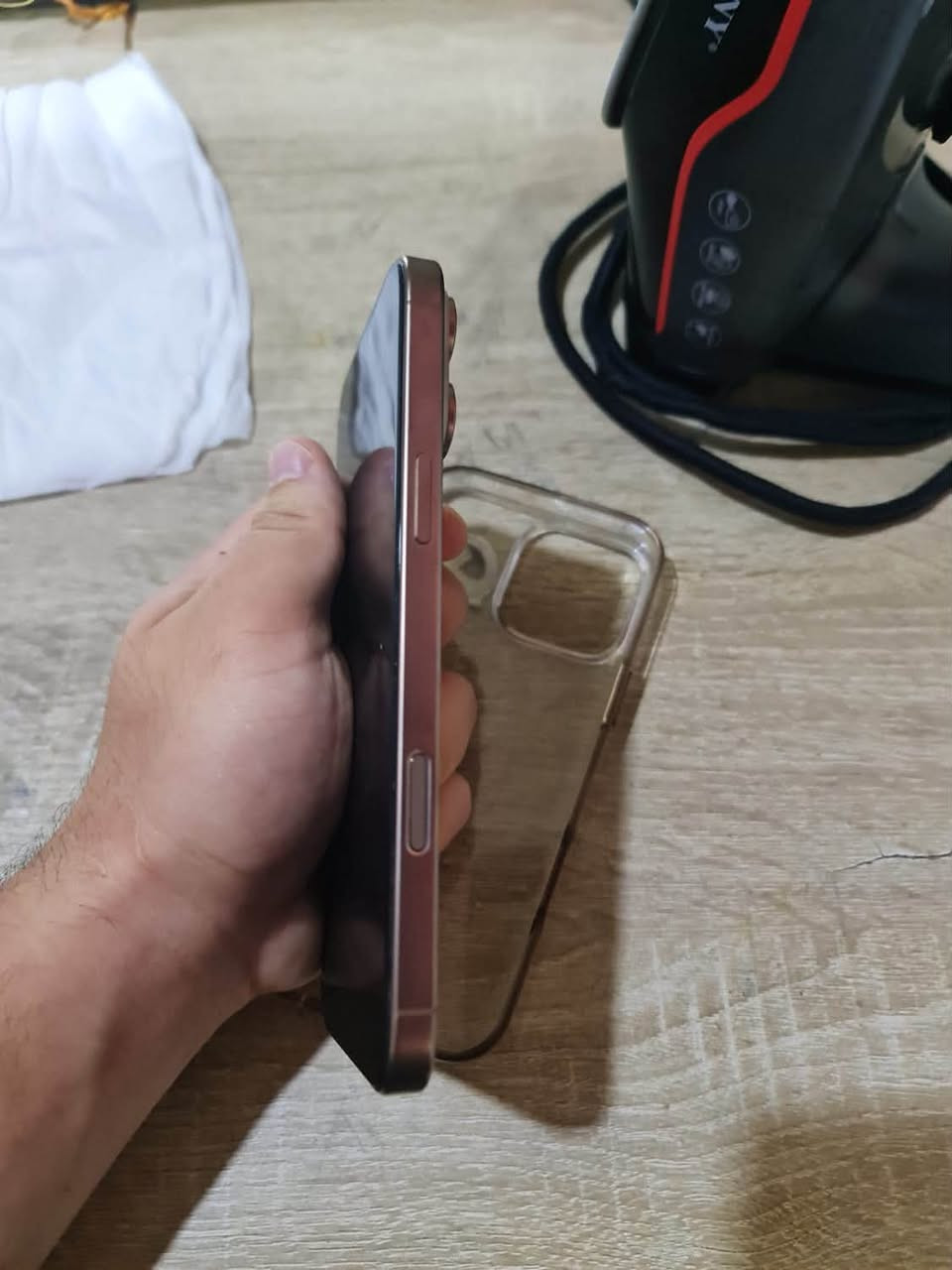 ايـفون 16 بـرو ماكس جهاز جديد بمعنى الكلمه  اكفله الك حته من الشخط الجهاز استخدام بيت نظيف نظيف لا لاعب بي لالعاب ولا شي بطاريه 93 نظافه 95‎%‎  
سـعره مـليون و400 وبي مجال للشراي 
رقم الهاتف:*********** موجود واتساب واتصال 
رجاءً لمو شراي لا يكسر بالتلفون …

