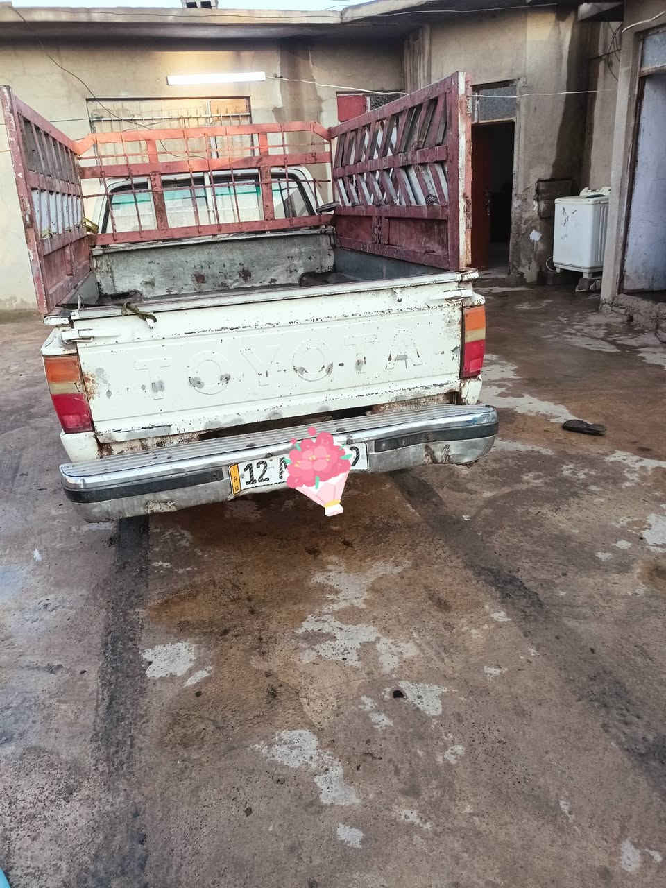 السلام عليكم بيكم للبيع 88 كروسيده 4 كير محرك شرط شاصي شرط كير شرط تحويل ثاني يوم سعر 48 وبي مجال ***********
