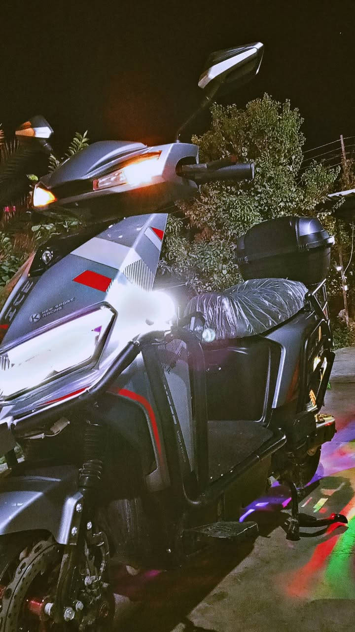 السلام عليكم يوجد دراجه شحن نوعيه للماسه موديل 25 موطور بعده جديد على وضع الشركه سعره 850 وبي مجال العنوان البغدادي الدولاب الاتصال ***********
