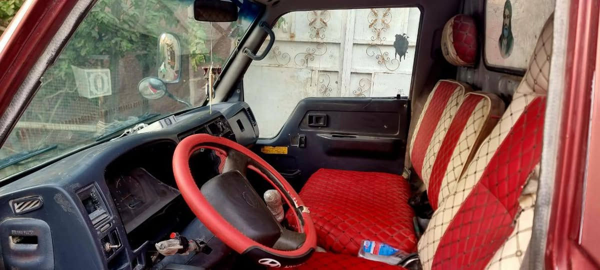 تيوتة رأس ثور قلاب بلادي مكينة كير وكسن وشاصي مكفولات رقم راعيهة***********
