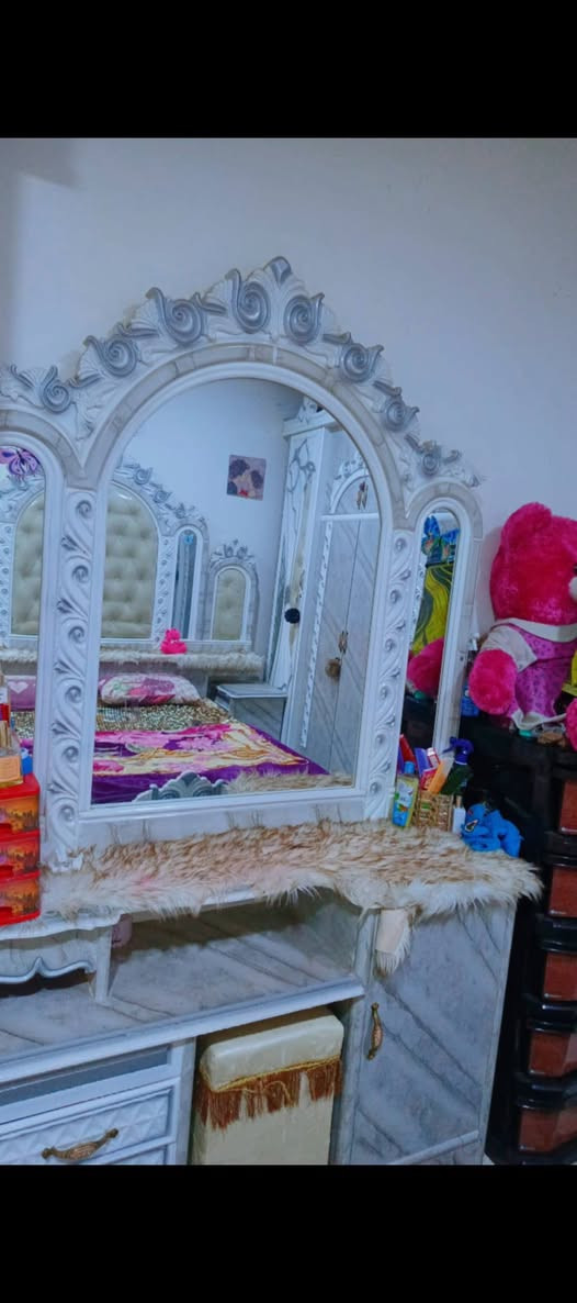 غرفه للبيع اخت الجديده صاج عراقي شكل تركي كربلاء اي استفسار خاص او الانتصال ***********
