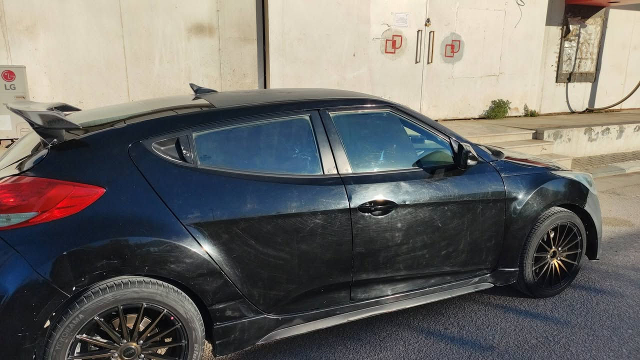 مكلف مكلف مكلف بالنشر للبيع أو مراوس..
سيارة ڤولستر كير عادي 7 نمَر وارد أمريكي مكينه 1600gdi تربو فول عدا الفتحة  .. 

ملاحظة/ ولا قطعة بيها مبدلة + بيها صبغات بسيطة جداً.. 

موديل 2013  رقم قادسية.. 
گير
مگينه
حدادية 
تبريد 
خيرررررررررر من اللَّه.. 
سنوية منتهية مكانها نجف 
للأستفسار الاتصال على الرقم  ( ***********) 

السعر 72 وبيها مجال للطيبين
