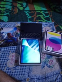 ايباد 11 ذاكره 128  بطاريه97ايباد نضيف فوك ماتصور وهاي كيبورد وحافضه و...