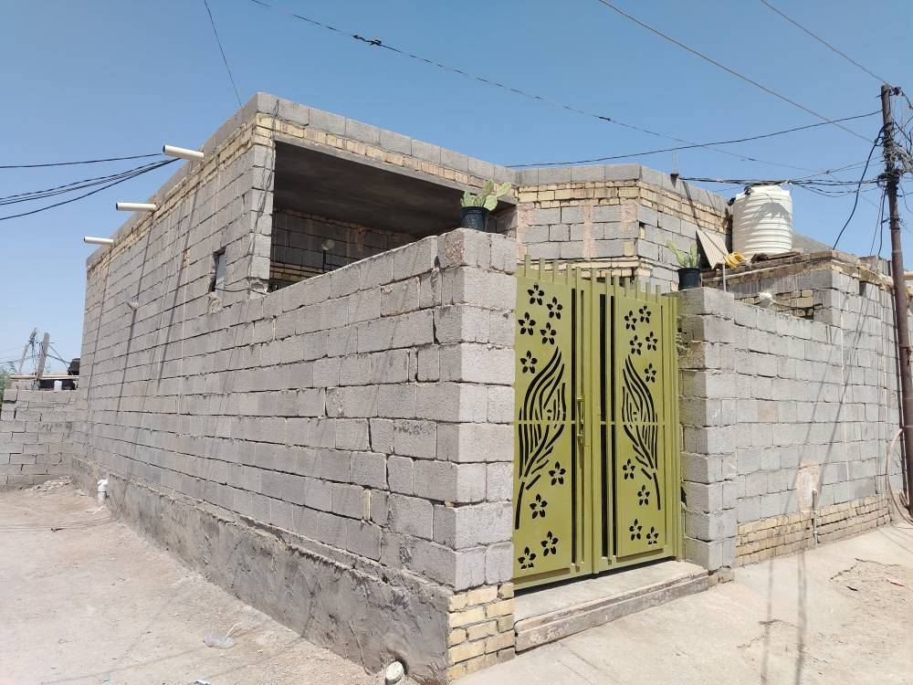 بيت 100 متر بناء بتلو وعكاده بيت مرتب كله جديد المكان حي الوحده الاسلاميه الاستفسار ***********واتساب عمارة, ميسان
