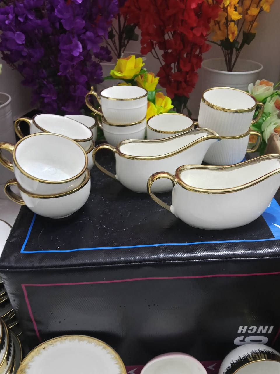 السلام عليكم شباب أغراض منزلية ورد أشجار كرسي هزاز دوشك طفل اماعين تحفيات كلشي بلصور متوفر باسعار مناسبة الشراي يتواصل *********** مكاني بغداد العبيدي حي الرئاسة موجود توصيل الكل المحافظات
