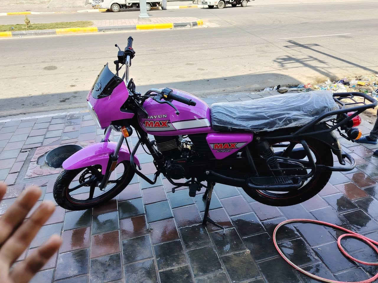 سلام عليكم دراجه للبيع موديل 23 أوراق اصولي سعر 1800 وبيه مجال  محرك مكفول ***********
