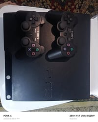 بلي ستيشن 3 سلم للبيع مع كافه ملاحقاته جوستك عدد 2 وعدد الالعاب 4   gt...