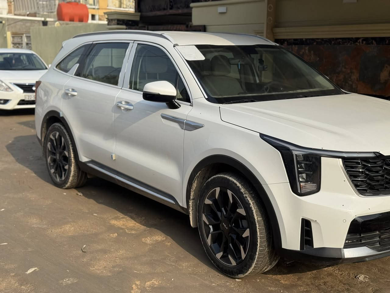 سورنتو 2025 السياره مكفوله كفاله عامة من كشر وكير ومكينه وحداديه السياره فول 1/1 عدا البانوراما ماشية 10 الاف ويل 20 السياره ام الضمان 7 راكب 4 سلندر 2500 
مكان السياره الديوانية 
السعر 286 
للاستفسار ***********
