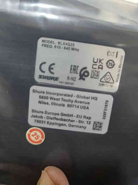 مايك شور الماني للبيع
السعر ٢٥٠الف 
عنواني دهوك 
***********
