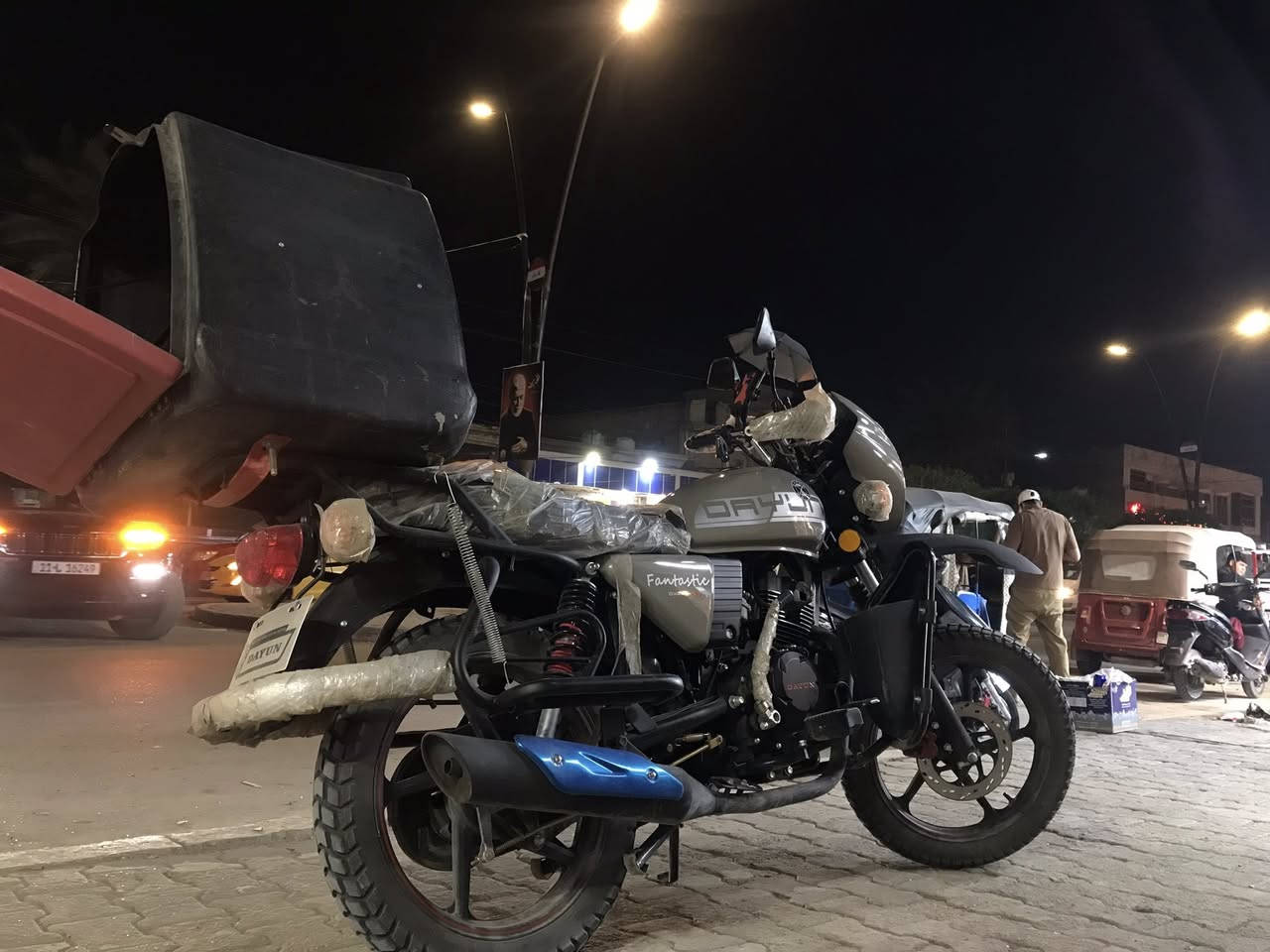 بغداد قضاء المحمودية
السلام عليكم ديوان جبلي موديل 26 اوراق سكنر دراجه زيرو بعدها ماشيه 800 بعدها دراجه جديده شراي اتصل على رقم او خاص .***********
