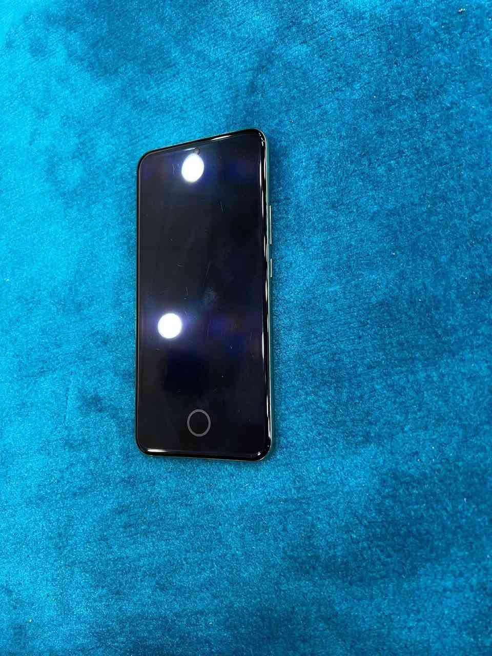 جهاز ريلمي 14pro pls 5G
بطاريه 6000
ذاكره 512
ذاكره عشوائيه 26
الزوم 120x
جهاز قوي واي عيب مابيها ومامستخدمه غير شهرين فقط 
وموجود كارتونها وكل ملحقاتها وشاحنته البلاديه و٣ كفرات مني هديه الكم والسعر 400 المو شراي ليتصل ***********
