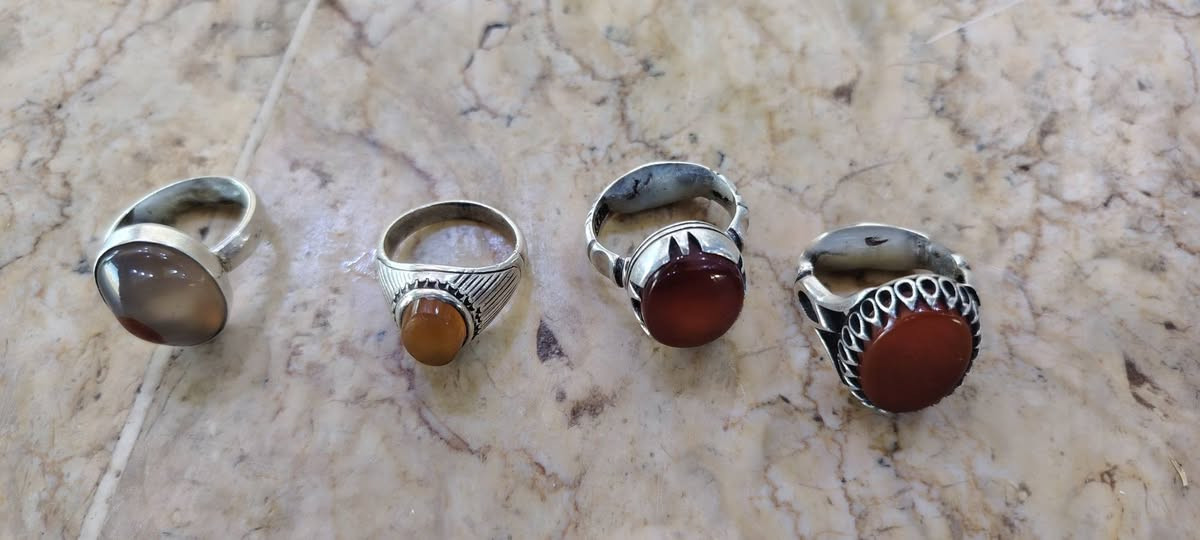 للبيع محابس حجر عقيق يامني كرزي ومشمشي وشجيري وكرزي منقوش عليه لي حاب يجي خاص ويدالل


**إذا كنت صاحب هذا الإعلان وتريد حذفه لأي سبب، رجاءا أرسل رسالة إلى الدعم الفني**