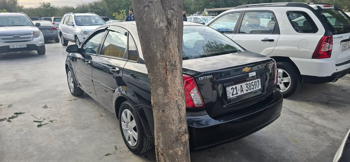 اوبترا2007 اوتماتيك
رقم سليمانيه دولي سنويه جديده 
گیر ومحرک شرط الفحص . تايرات حداديه جديده
شرط تحويل . سياره بيها 4 قطع صبغ بدون اي دواخل
***********
سعر 68 وبيها مجال . عنواني كلار
