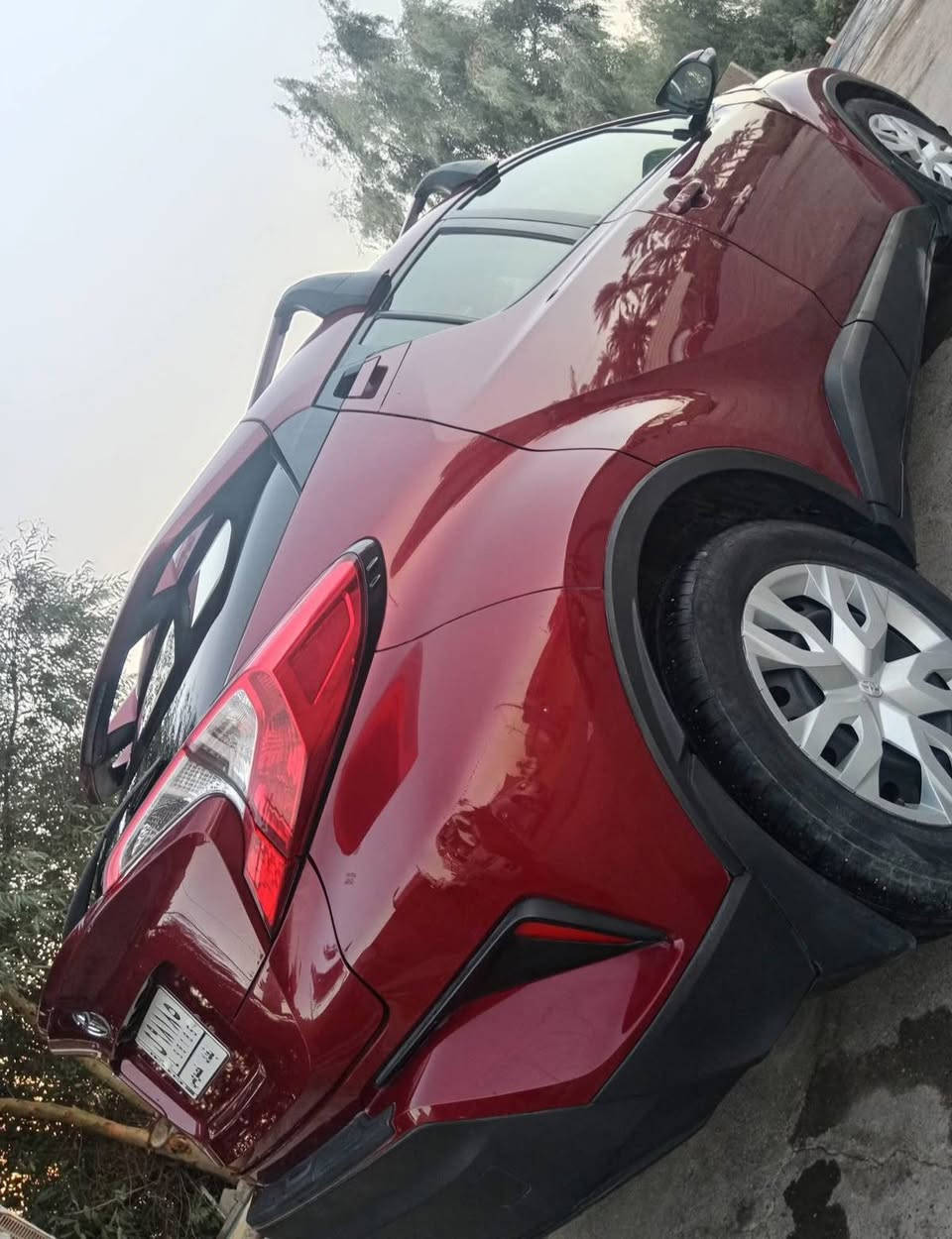 CHR 2019 TOYOTA كورله
🔹 محرك 2000 بانزين عادي 
🔹 سايد بريك بصمة  
🔹 ثلاث أنظمة قيادة (Eco / Normal / Sport) 🏁
🔹 شاشة CarPlay 📱
🔹 كامرة خلفية 📷
🔹 فول تحكم ستيرن كامل جهتين 🎛️
🔹 شاشة تحكم كامل بالسيارة و اعداداتها 🖥️
🔹مثبت سرعة 🚗
✔️ حادثها بسيط بنيد وجاملغ 
✔️ رقم بغداد
💰 السعر: 145  💵
🔥 سيارة نظيفة وجاهزة بدون اي نواقص
مكان السياره بابل حله 
***********
