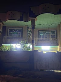 حي القادسية • ٢٠٠م • ٦ غرف