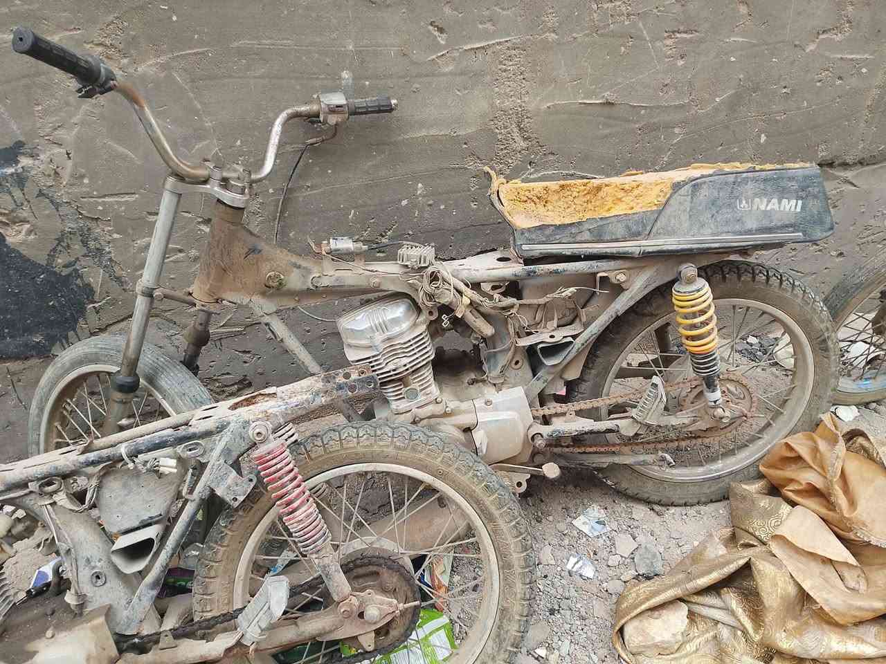 للبيع بدون اوراق مكاين شغاله***********
