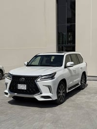 للبيع لكزز ٢٠١٩ داخل قرميطي مراوس حسب القناعه حتى إذا الفيشن  فول للاخ...