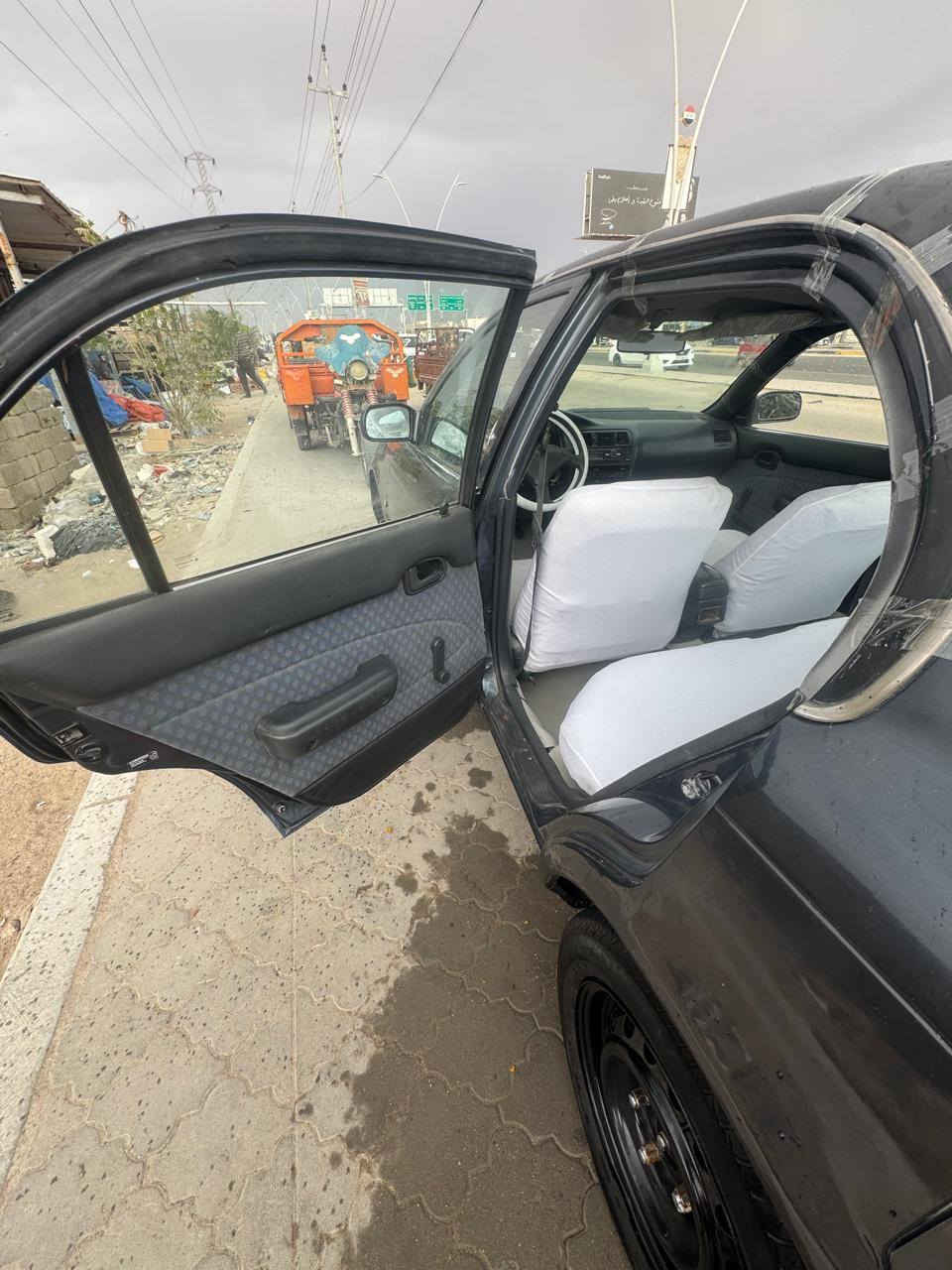 السلام عليكم متاح كورله للبيع موديل ٩٢ بأسمي رقم أنكليزي سنويه لل٢٩ مكاني بصرة السعر ٦٠ وبيهه مجال بسيط ***********
