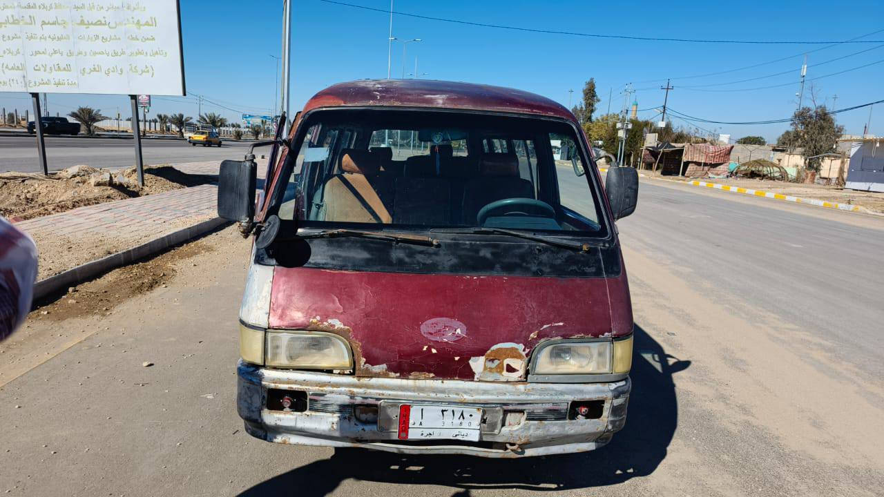 سلام عليكم سياره اسيا 14راكب موديل 94شواصي مكفوله مكان كربلاء المقدسة السعر 36وبيهه مجال اتصل  
رقم الهاتف 
***********
***********
