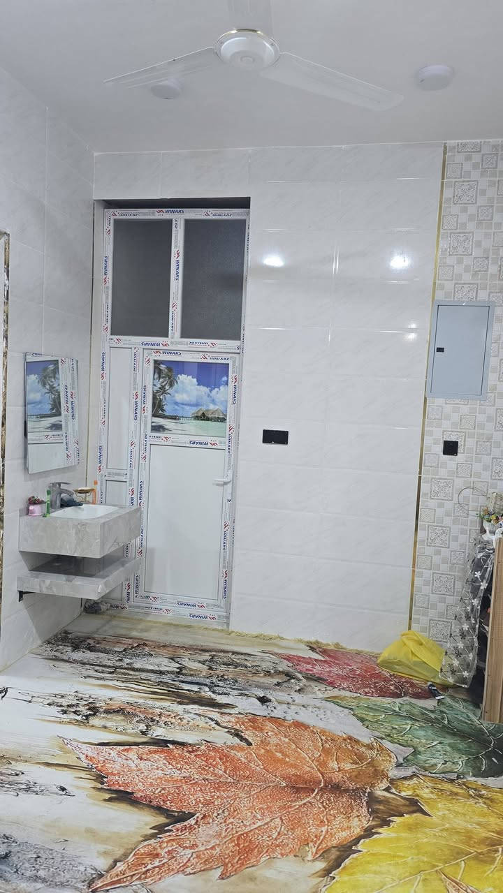 بيت للبيع مساحة 350  متر بناء جديد
مكان تقاطع السياحي قرب مطعم تاج محل الشارع السادة البو عاشور 
غرفة 5×4 سويت 
غرفة 5×4
موزع 6×3
صاله جلوس 9×4
استقبال 7×4
مطبخ بارد 5×3
مطبخ حار 1.75×5
 صحيات داخلية وخارجية 
وكراج +حديقة
الاستفسار على رقم 
***********
