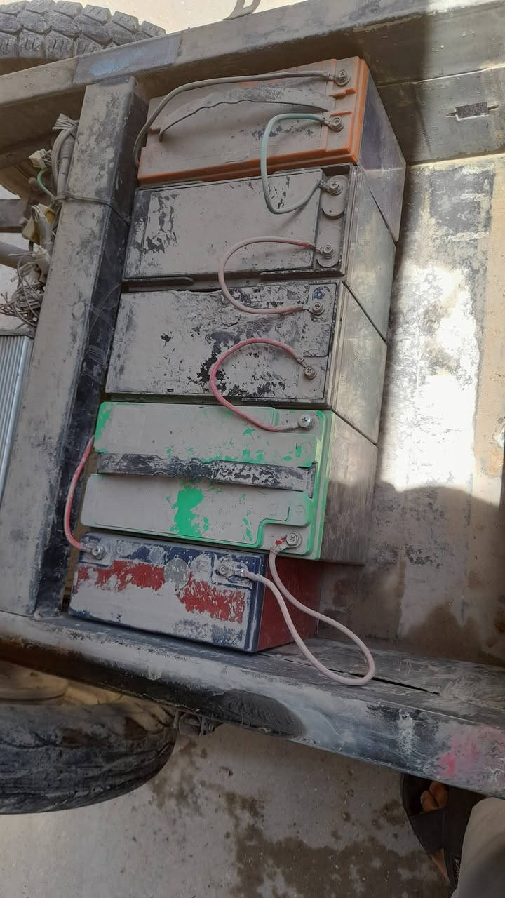 سلام عليكم مكلفه ب نشر ستوته للبيع شغاله بطاريات نضيفه وشحنها خير من الله محجر كامله جديد وبيها مصطبه ليوره لعنوان بغداد ابو غريب الشهداء لسعر 675 بيها مجال بسيط للحجز رقم الاتصال ***********
واتساب ***********
